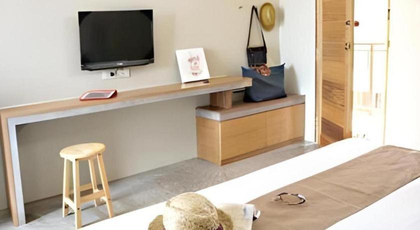 Yellow Moon Hotel Паттая Екстер'єр фото